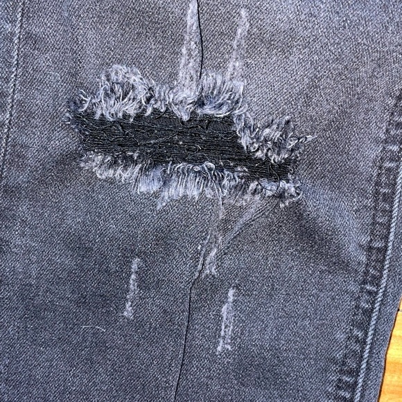 H&M Black Jeans - Picture 3 of 4